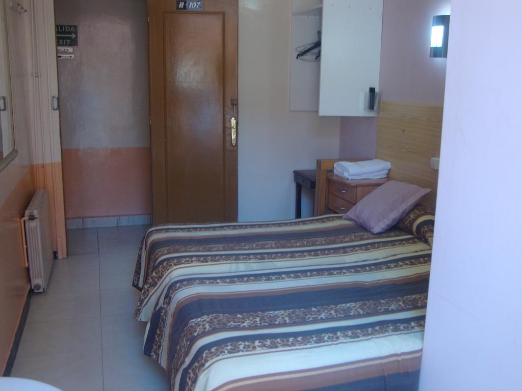 Hostel Turisol Barcelona Zimmer foto